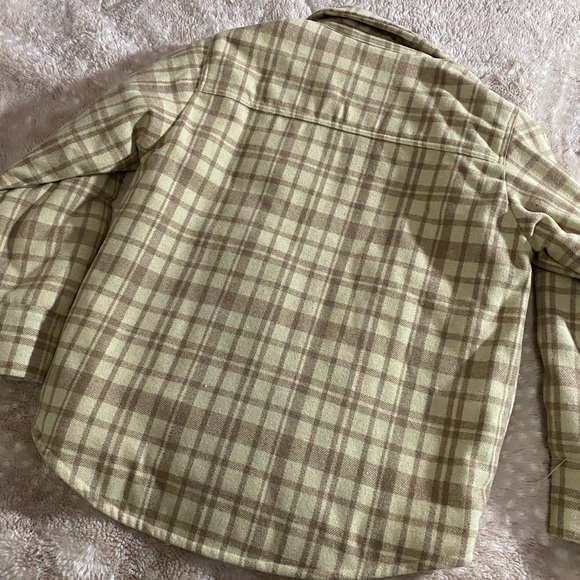 Forever 21, Button up Jacket, Size XS Worn 3 times Cream and Light brown color - Picture 5 of 5